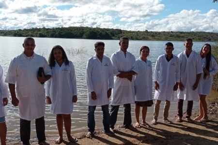 Realização de Batismo em Machado Mineiro - MG